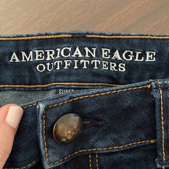 American eagle midi Jean dark denim shorts sz 10 - Picture 2 of 3